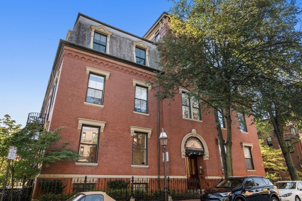 150 Appleton Street, Unit 2A Boston, MA 02116 - Photo 23 of 24 a front view of a building