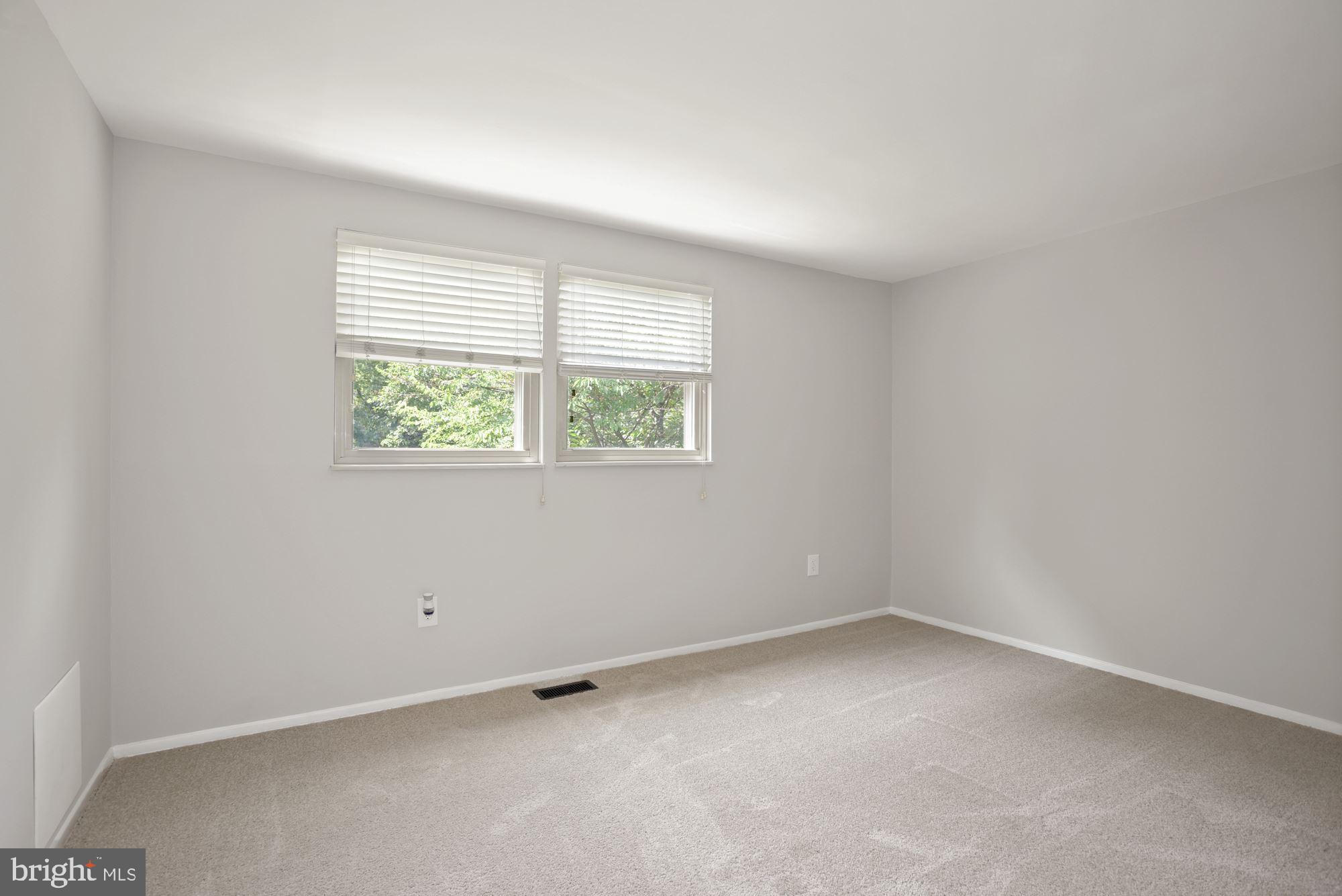 1104 East Beech Road Sterling, VA 20164 - Photo 16 of 32 Bedroom