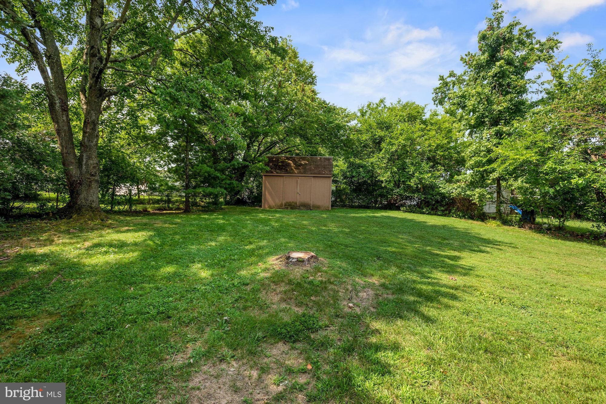 1104 East Beech Road Sterling, VA 20164 - Photo 31 of 32 Backyard