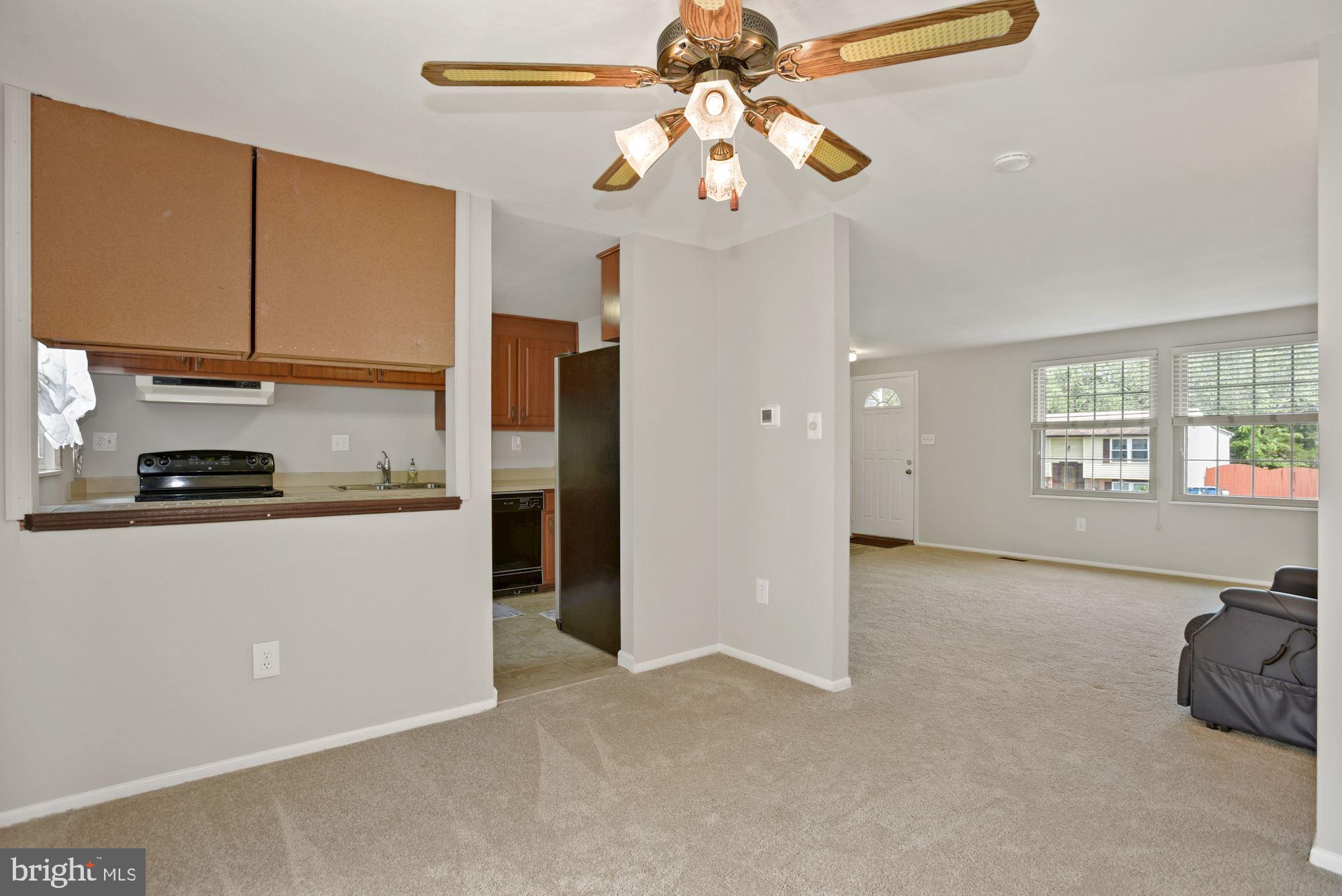 1104 East Beech Road Sterling, VA 20164 - Photo 10 of 32 Dining Room