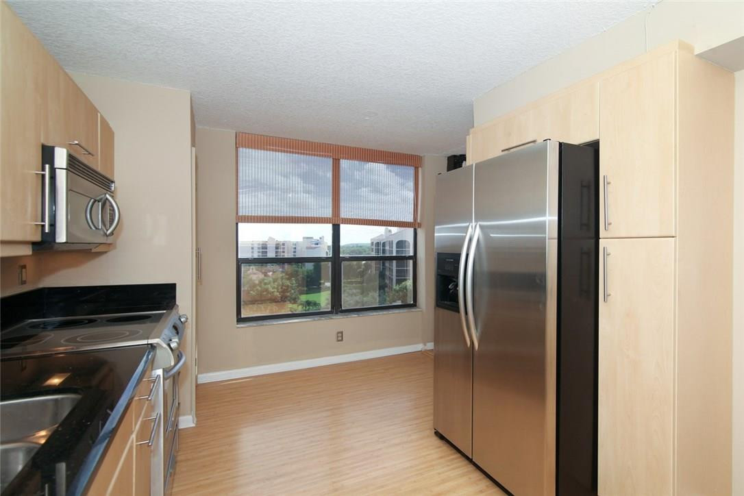 7137 Promenade Drive, Unit B802 Boca Raton, FL 33433 - Photo 10 of 30 Photo 10