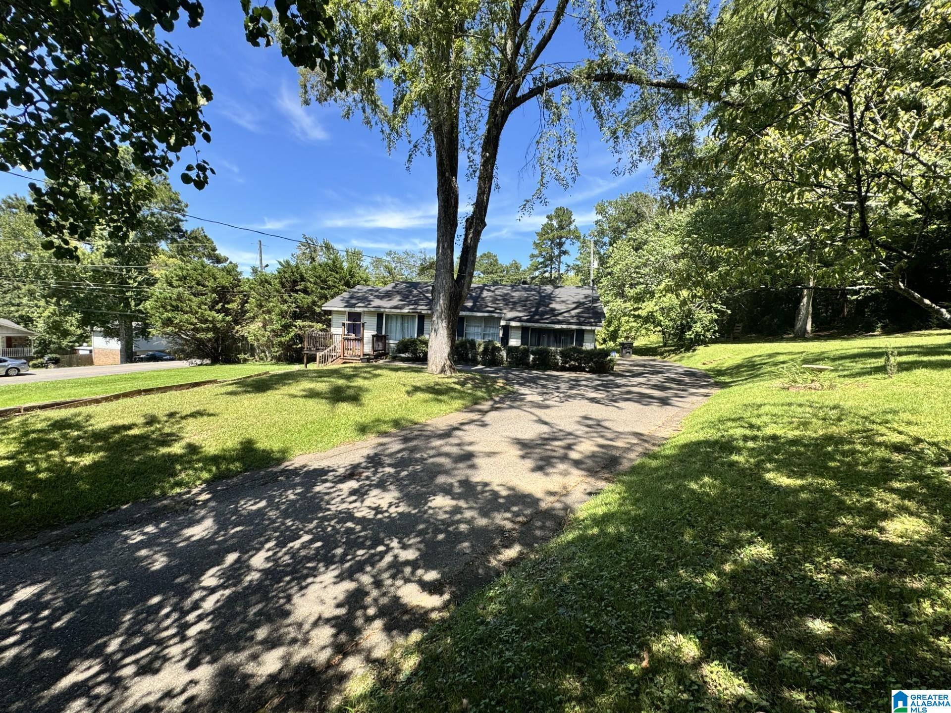 1711 Old Springville Road Birmingham, AL 35235 - Photo 4 of 21