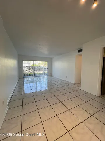 $1,425 | 223 Columbia Drive, Unit 110, Cape Canaveral, FL 32920