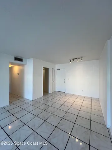 $1,425 | 223 Columbia Drive, Unit 110, Cape Canaveral, FL 32920