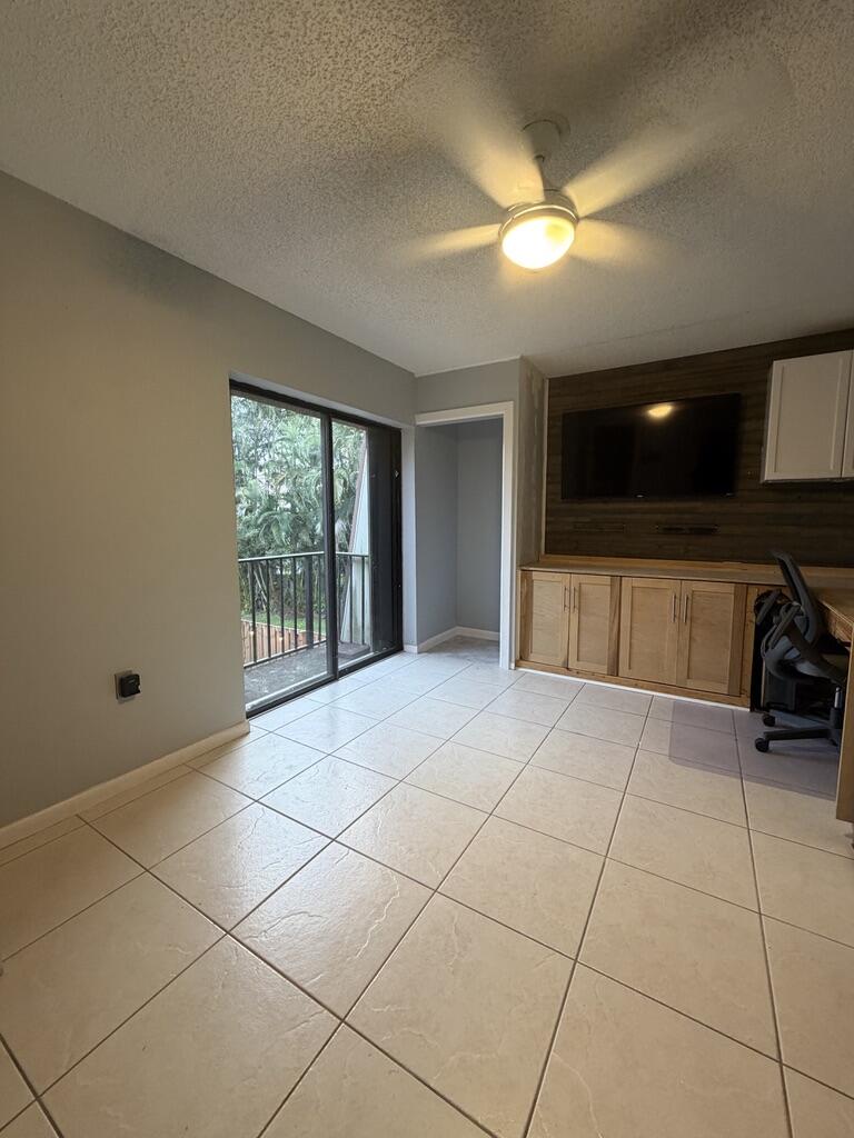 512 5th Lane Greenacres, FL 33463 - Photo 23 of 34 Guest Room