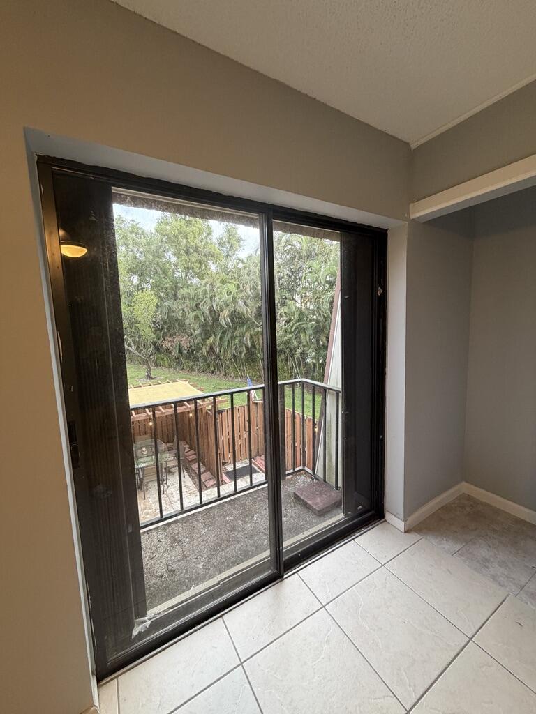 512 5th Lane Greenacres, FL 33463 - Photo 25 of 34 Guest Room