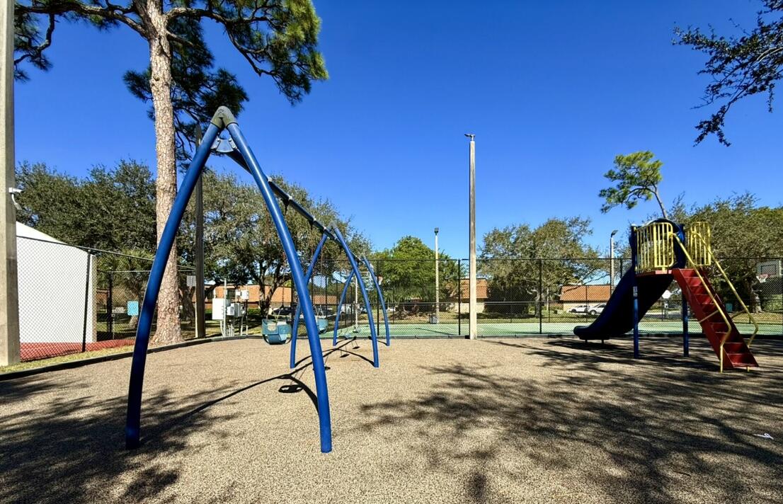 512 5th Lane Greenacres, FL 33463 - Photo 33 of 34 Playground