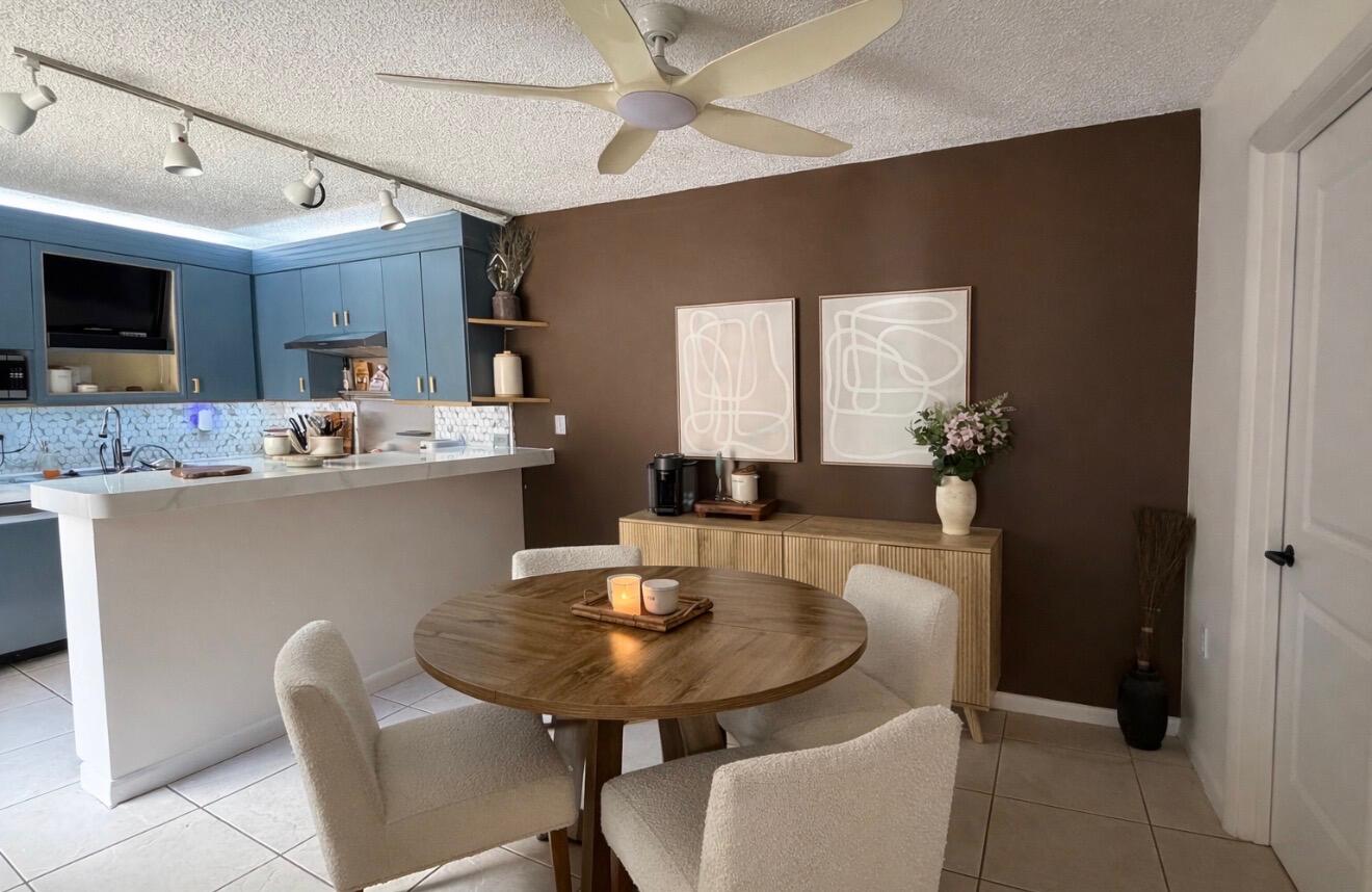 512 5th Lane Greenacres, FL 33463 - Photo 7 of 34 Kitchen Area