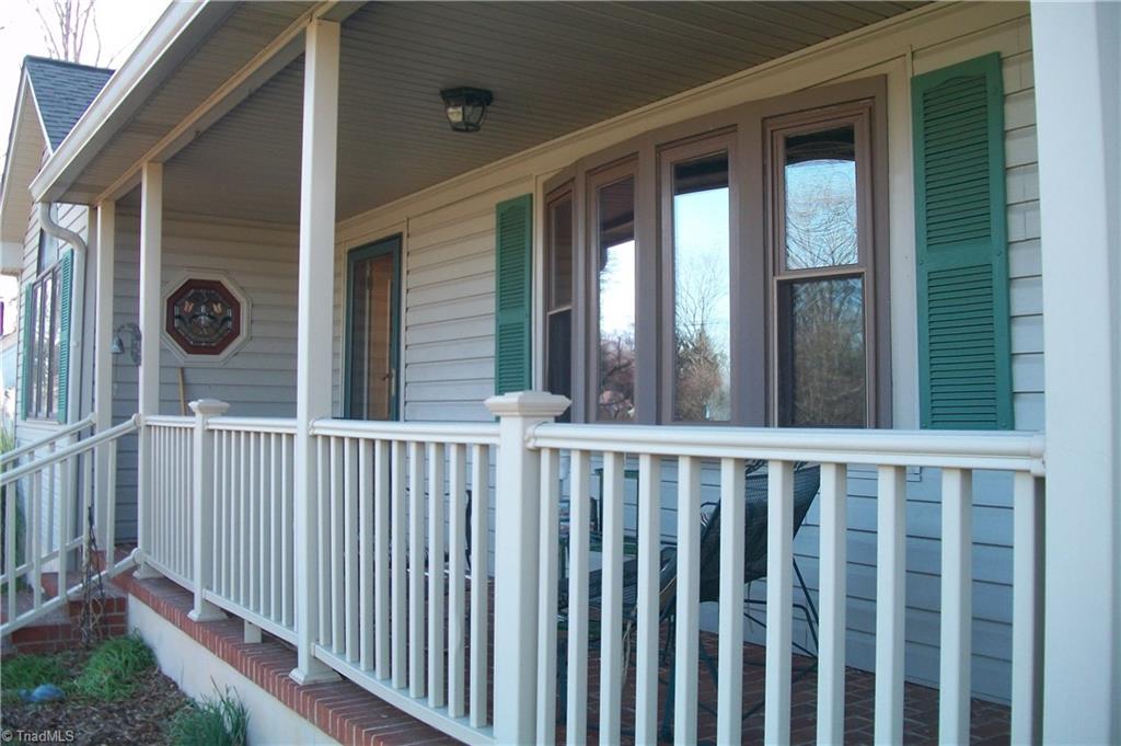 4120 Hampton Road Clemmons, NC 27012 - Photo 2 of 30 Gallery Image 2