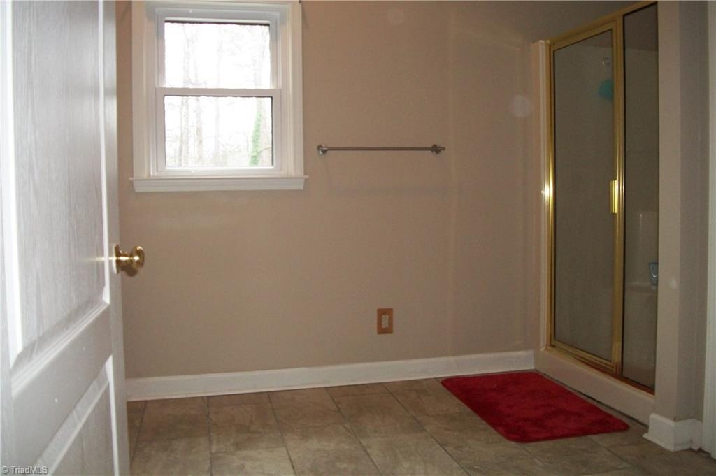 4120 Hampton Road Clemmons, NC 27012 - Photo 17 of 30 Gallery Image 17