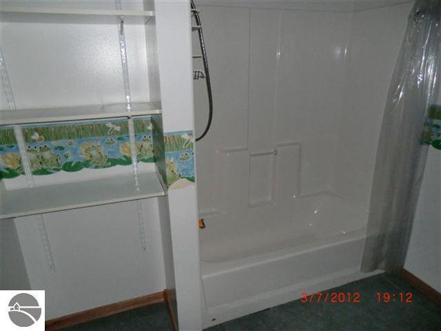 16287 Aletha Road Interlochen, MI 49643 - Photo 14 of 25 1733902-13.JPG