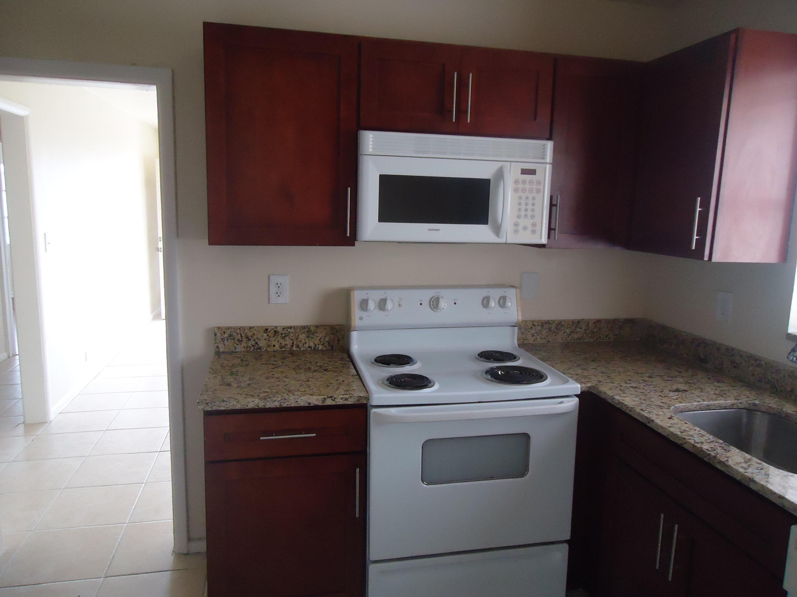1216 West 32nd Street Riviera Beach, FL 33404 - Photo 13 of 25 DSC01834 - Copy
