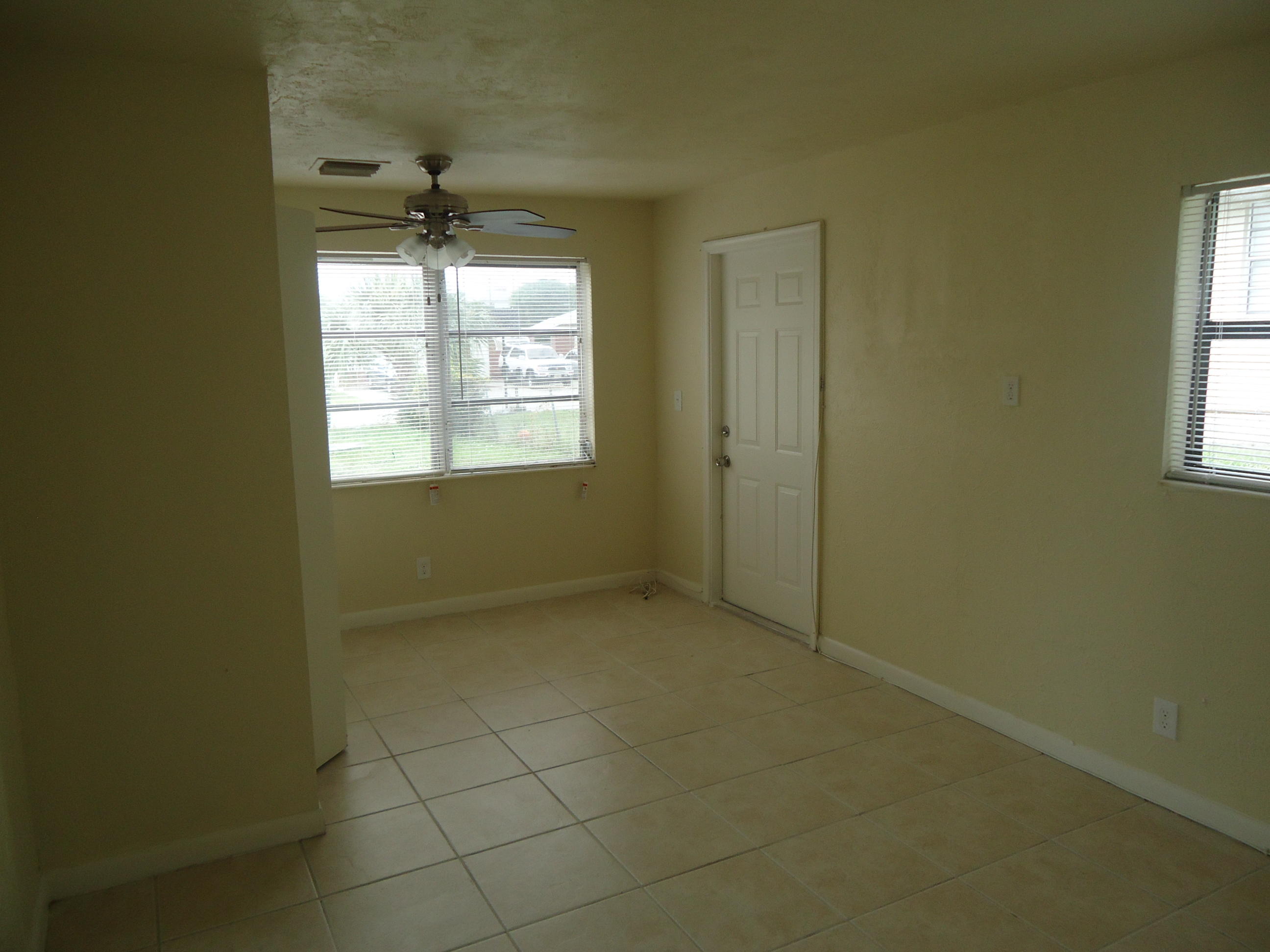 1216 West 32nd Street Riviera Beach, FL 33404 - Photo 18 of 25 DSC01839 - Copy