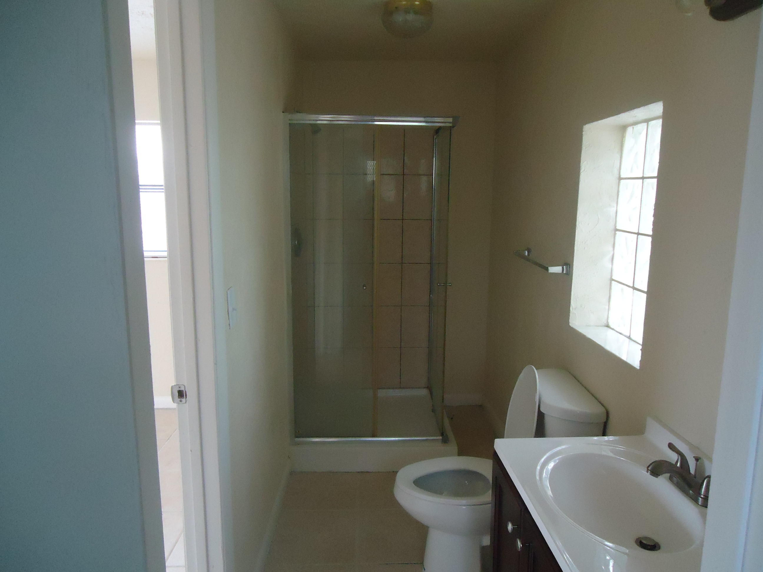 1216 West 32nd Street Riviera Beach, FL 33404 - Photo 19 of 25 DSC01840 - Copy