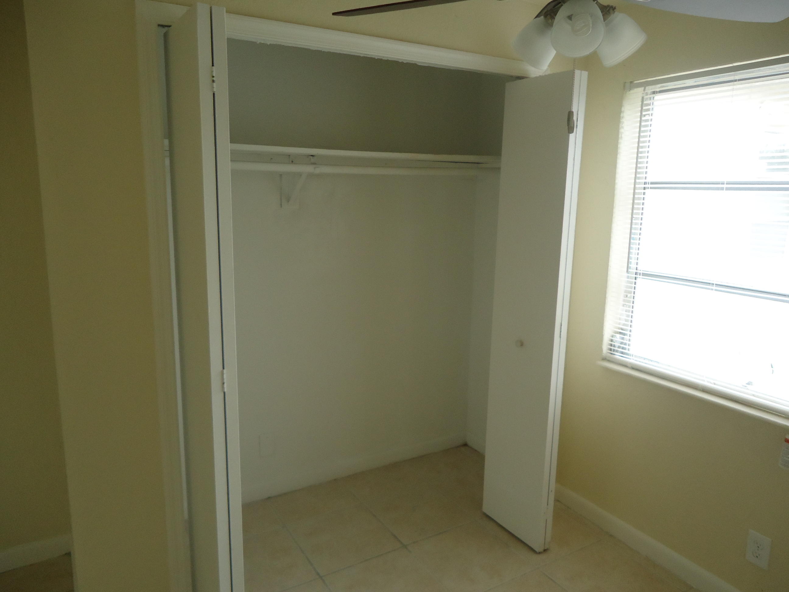 1216 West 32nd Street Riviera Beach, FL 33404 - Photo 21 of 25 DSC01842 - Copy