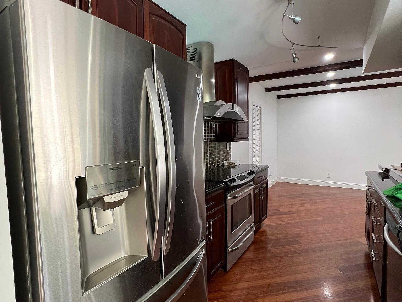 1250 Southwest 15th Avenue, Unit 1250 Boca Raton, FL 33486 - Photo 8 of 24 1250-SW-15th-Ave-Boca (15)