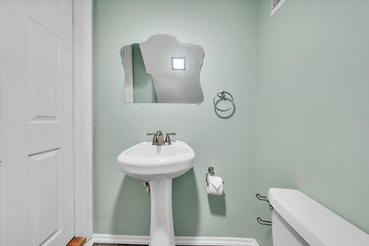 2840 Sha-Al Road Roanoke, VA 24014 - Photo 17 of 57 17-MIB00464