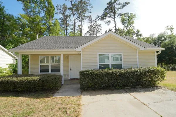 $1,700 | 933 Ashburn Drive, Tallahassee, FL 32301