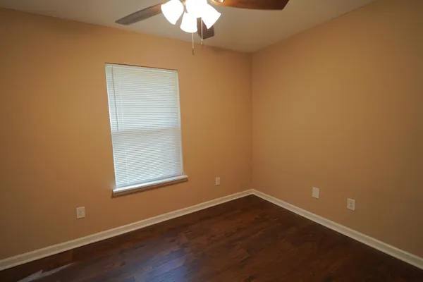 $1,700 | 933 Ashburn Drive, Tallahassee, FL 32301