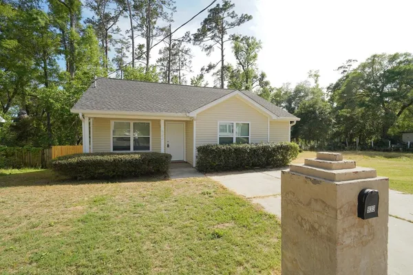 $1,700 | 933 Ashburn Drive, Tallahassee, FL 32301
