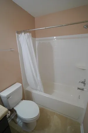 $1,700 | 933 Ashburn Drive, Tallahassee, FL 32301