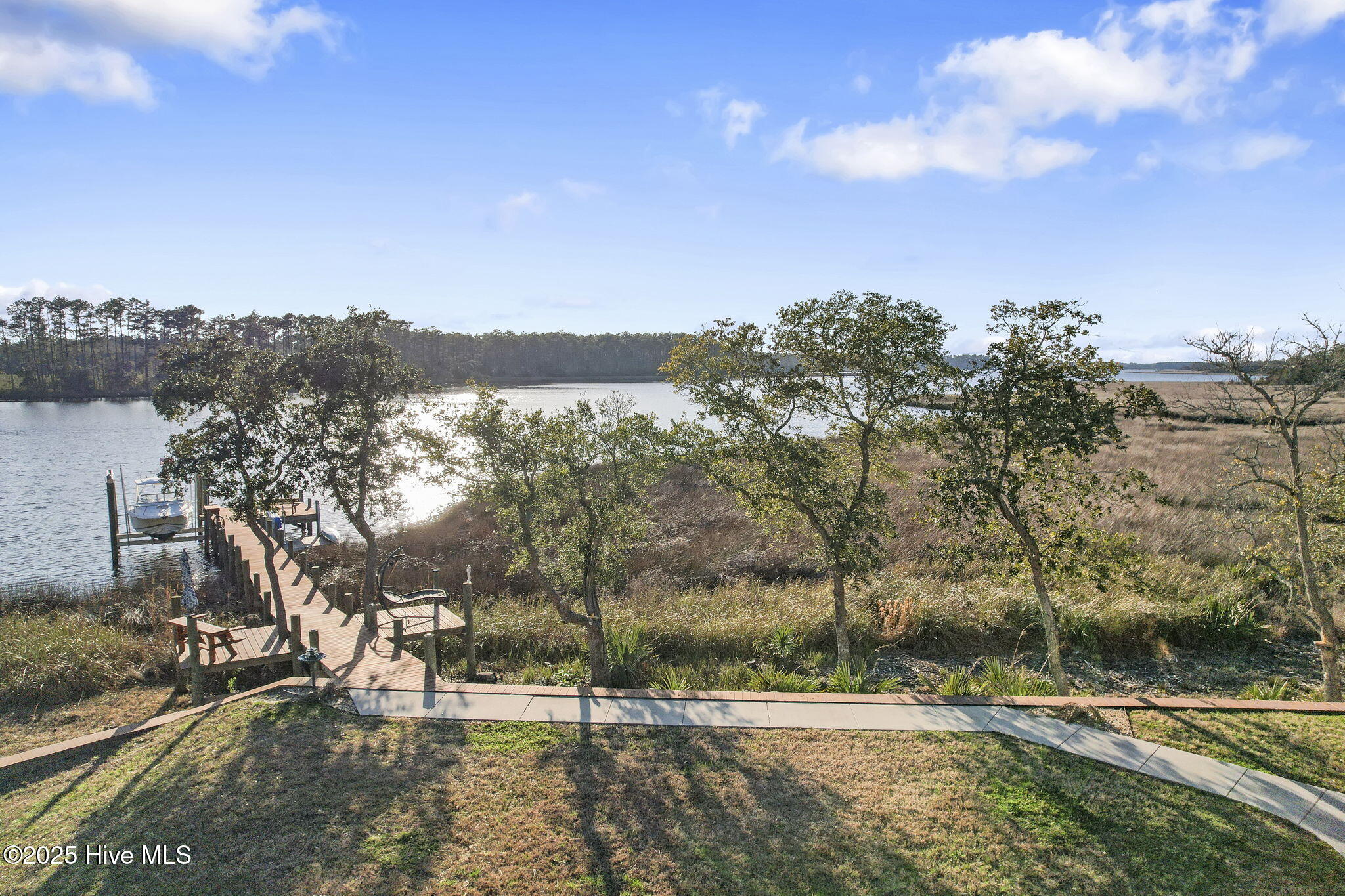 347 Osprey Point Road Beaufort, NC 28516 - Photo 48 of 81 Private dock w/ boat lift