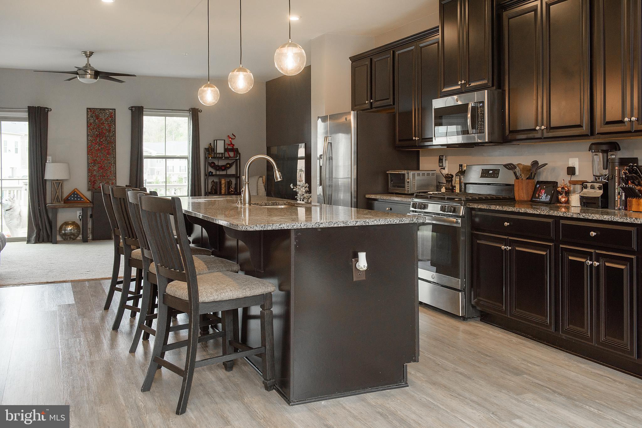 8268 Kippis Road Millersville, MD 21108 - Photo 6 of 37