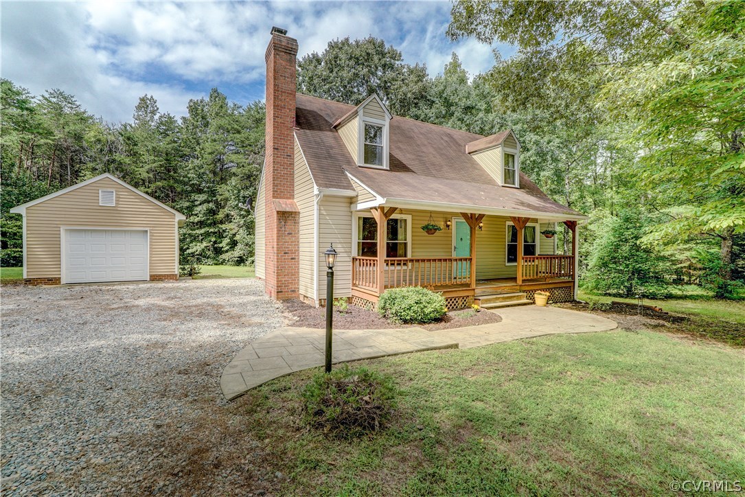 4385 Three Bridge Road Powhatan, VA 23139 - Photo 2 of 28 Gallery Image 2