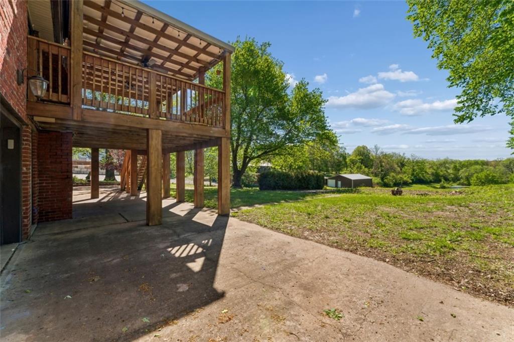 18611 East Salisbury Road Independence, MO 64056 - Photo 72 of 77