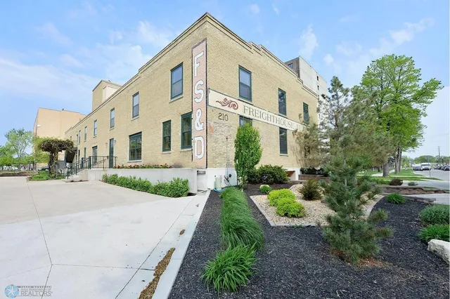 $399,900 | 210 11th Street North, Unit 104, Fargo, ND 58102