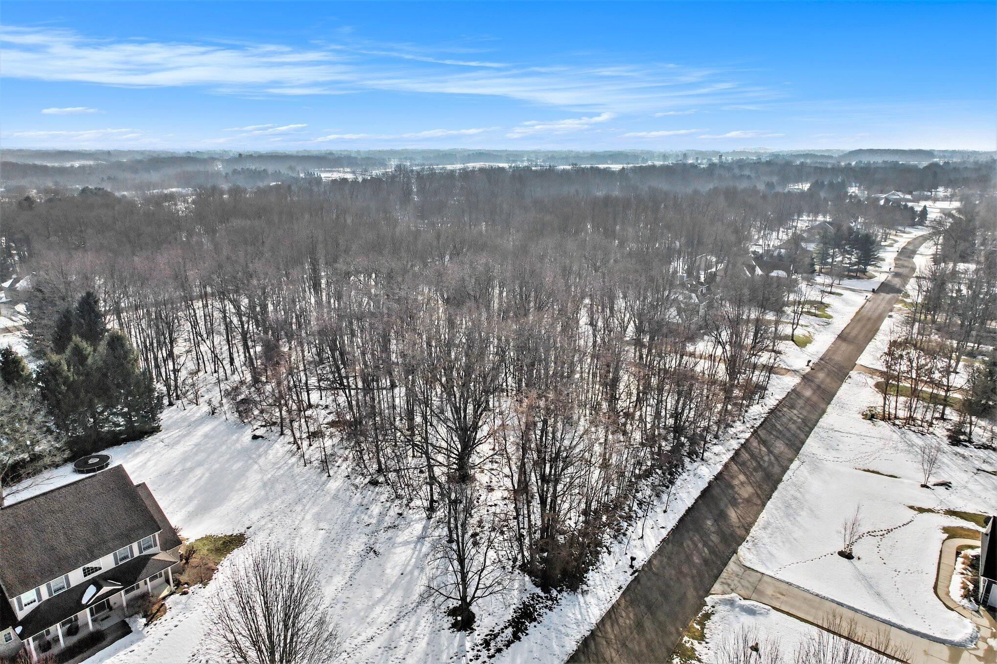 # Garrett Way, Unit 17 Marshall, MI 49068 - Photo 5 of 8 004_file_5843