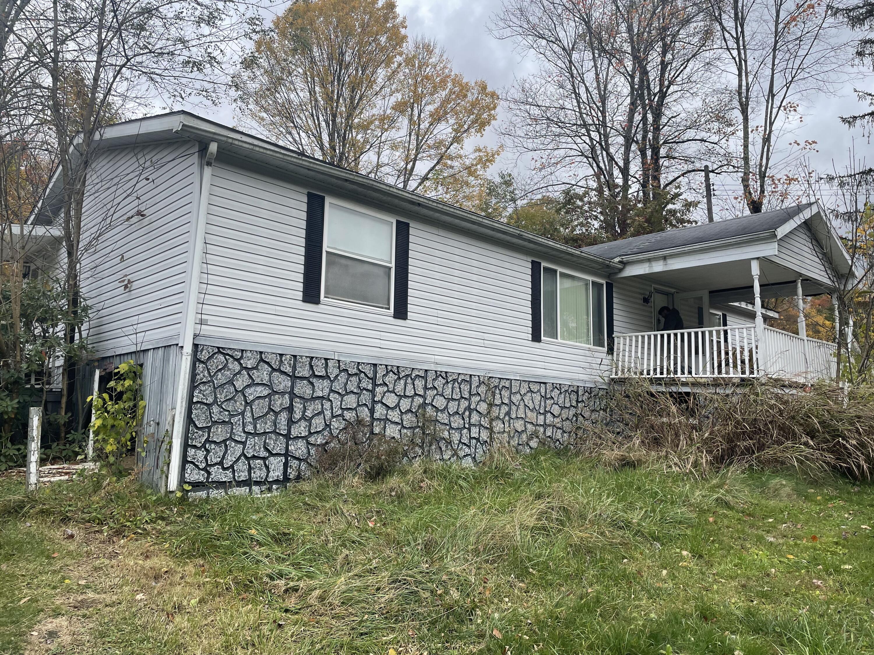 1657 Campground Road Tunnelton, WV 26444 - Photo 1 of 16 Gallery Image 1