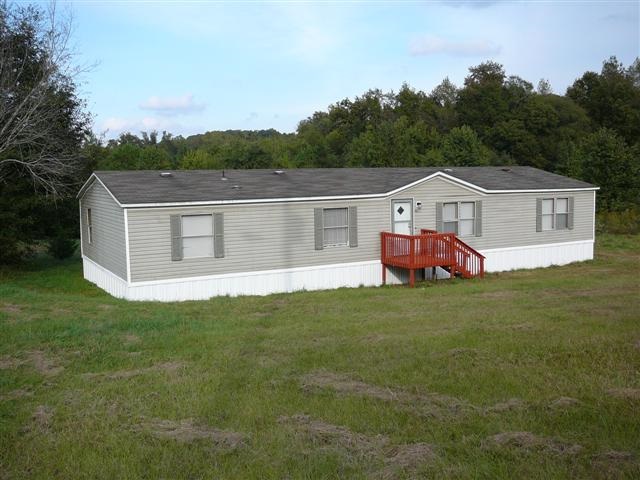 1067 Erskine Road Anderson, SC 29621 - Photo 1 of 15