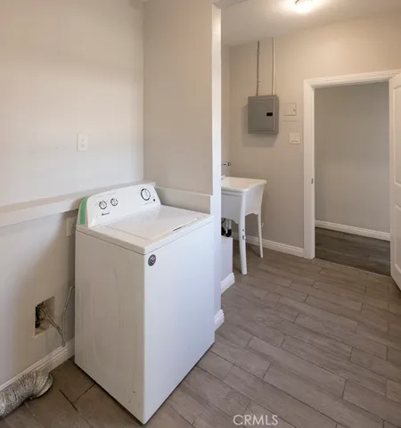 $3,400 | 2152 Locust Avenue, Long Beach, CA 90806