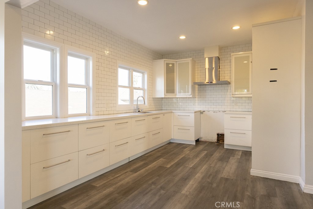 2152 Locust Avenue Long Beach, CA 90806 - Photo 5 of 14