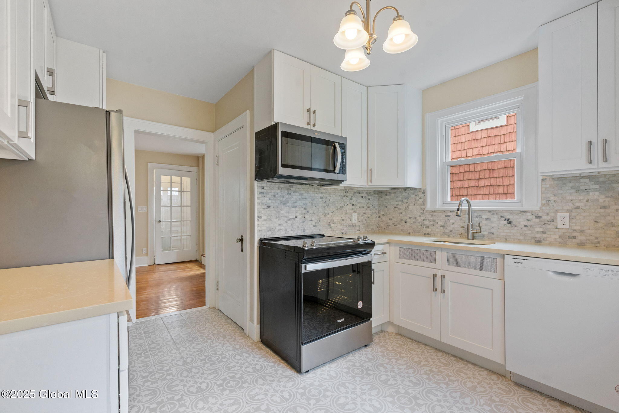 3 Pineview Avenue Bethlehem, NY 12054 - Photo 6 of 33 23-web-or-mls-3-pineview-ave