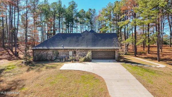 $785,000 | 113 Trails End Flora Ms 39071, Flora, MS 39071