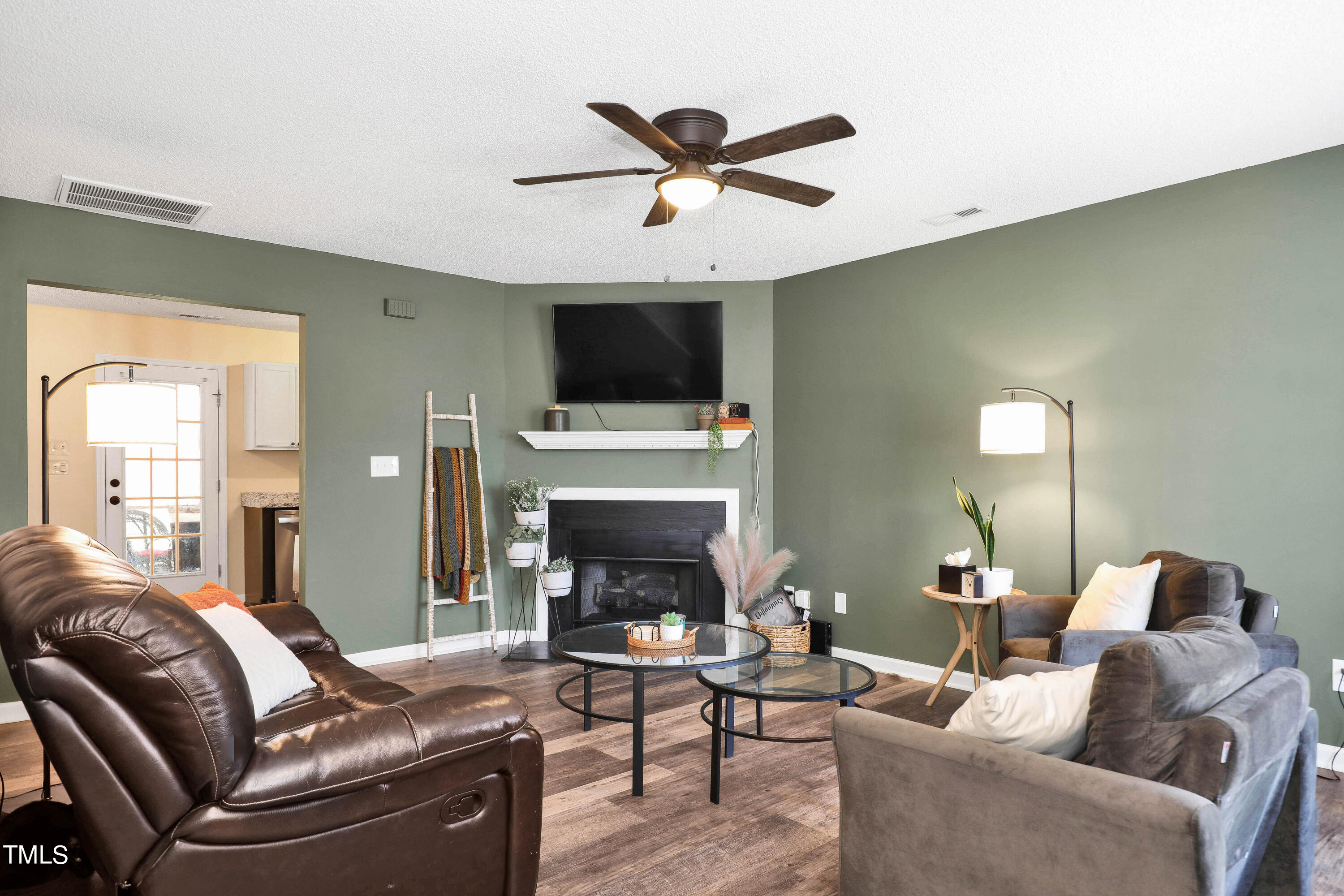 2231 Turtle Point Drive Raleigh, NC 27604 - Photo 5 of 29 5