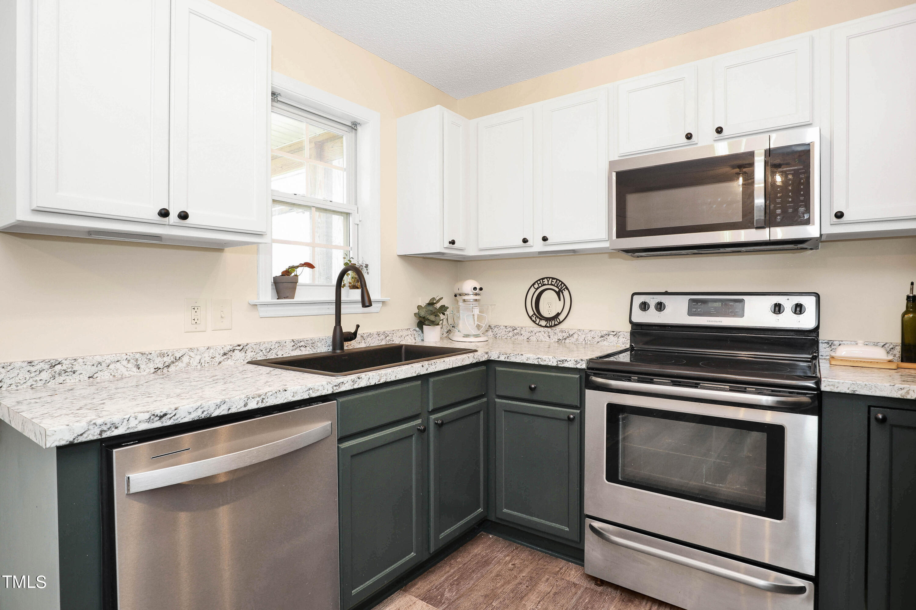 2231 Turtle Point Drive Raleigh, NC 27604 - Photo 9 of 29 9