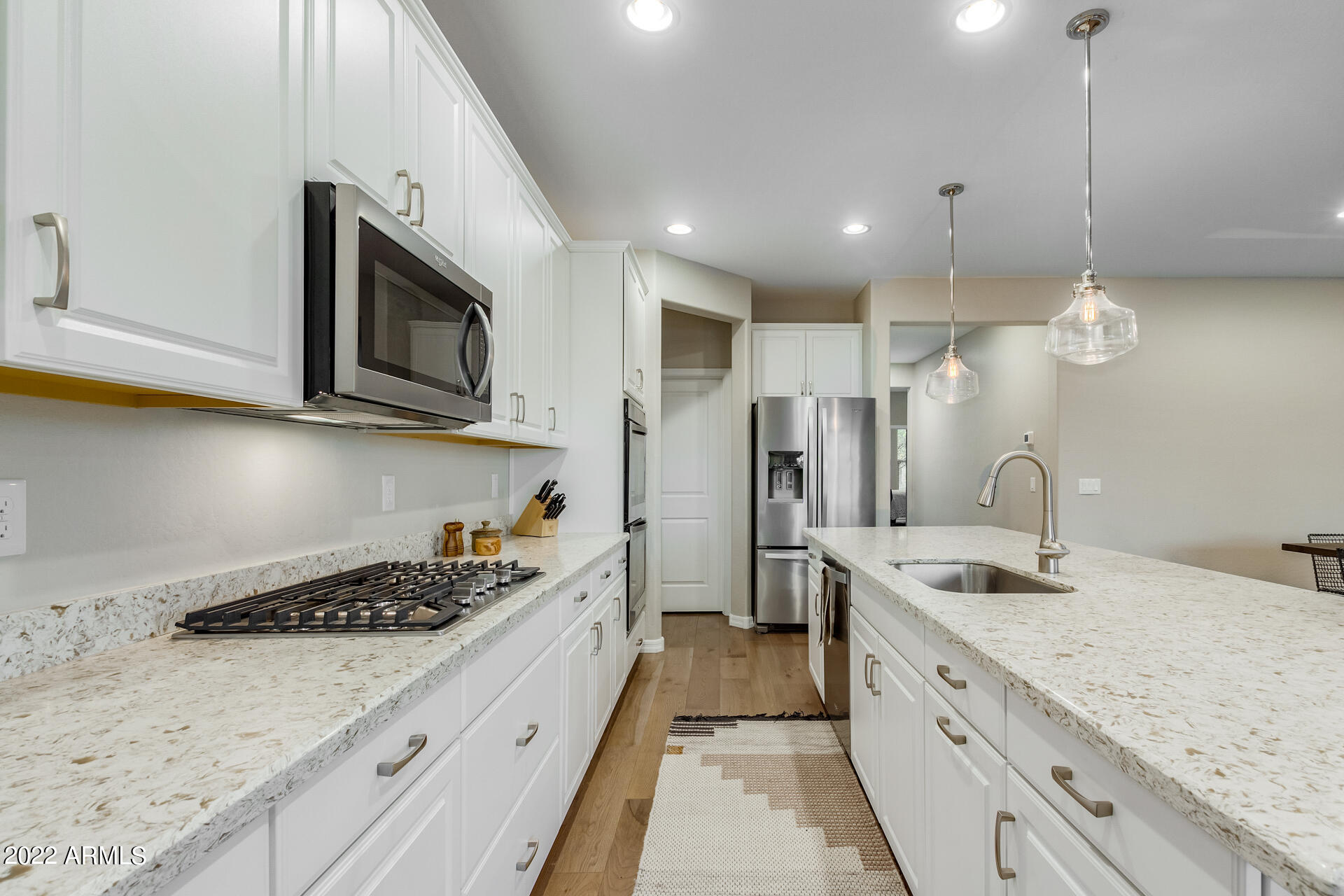 17723 West Sandy Road Goodyear, AZ 85338 - Photo 7 of 70 Gourmet kitchen