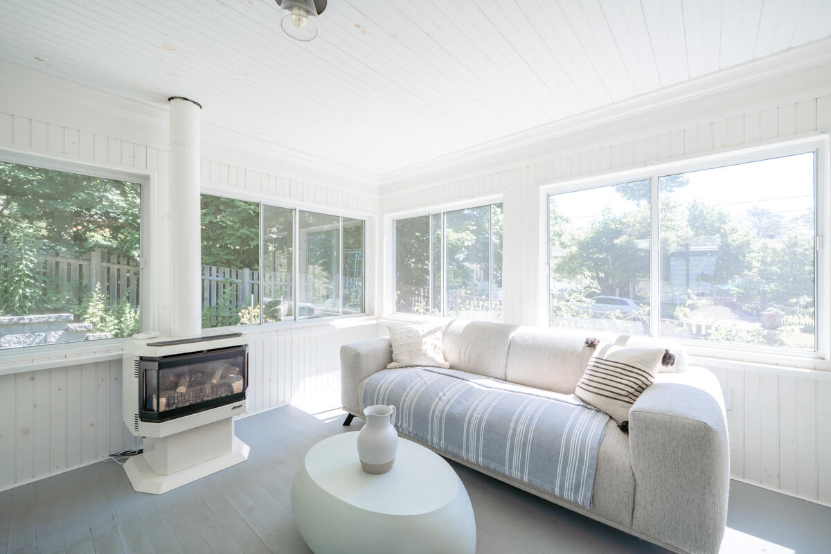 111 Elizabeth Road Portland, ME 04102 - Photo 30 of 48 111 Elizabeth Road Sunroom