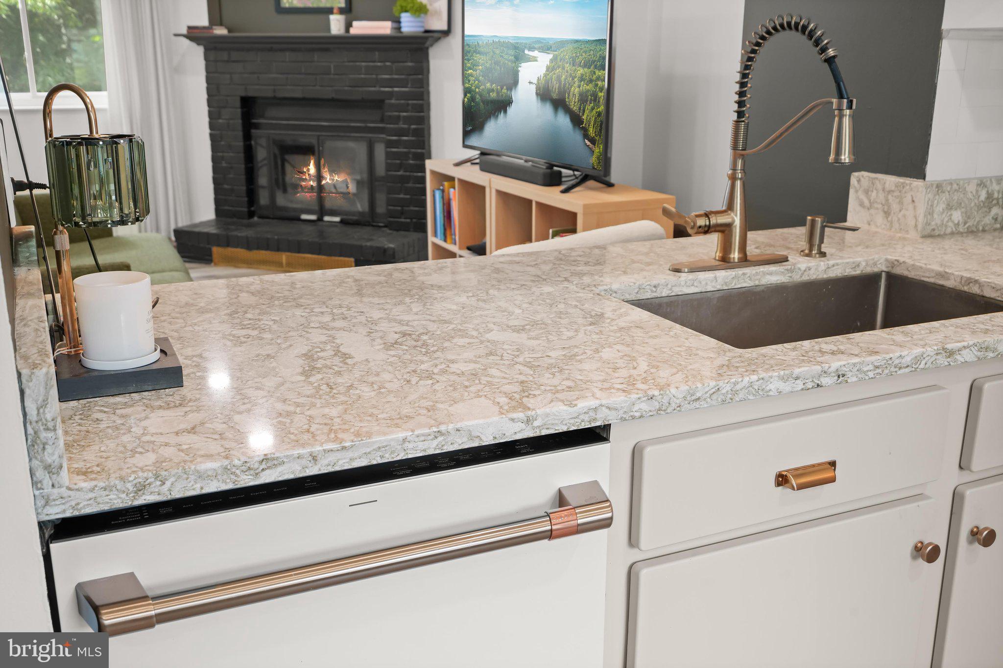 8234 Crestmont Circle Springfield, VA 22153 - Photo 6 of 32 Sleek Appliances - Quartz Countertops