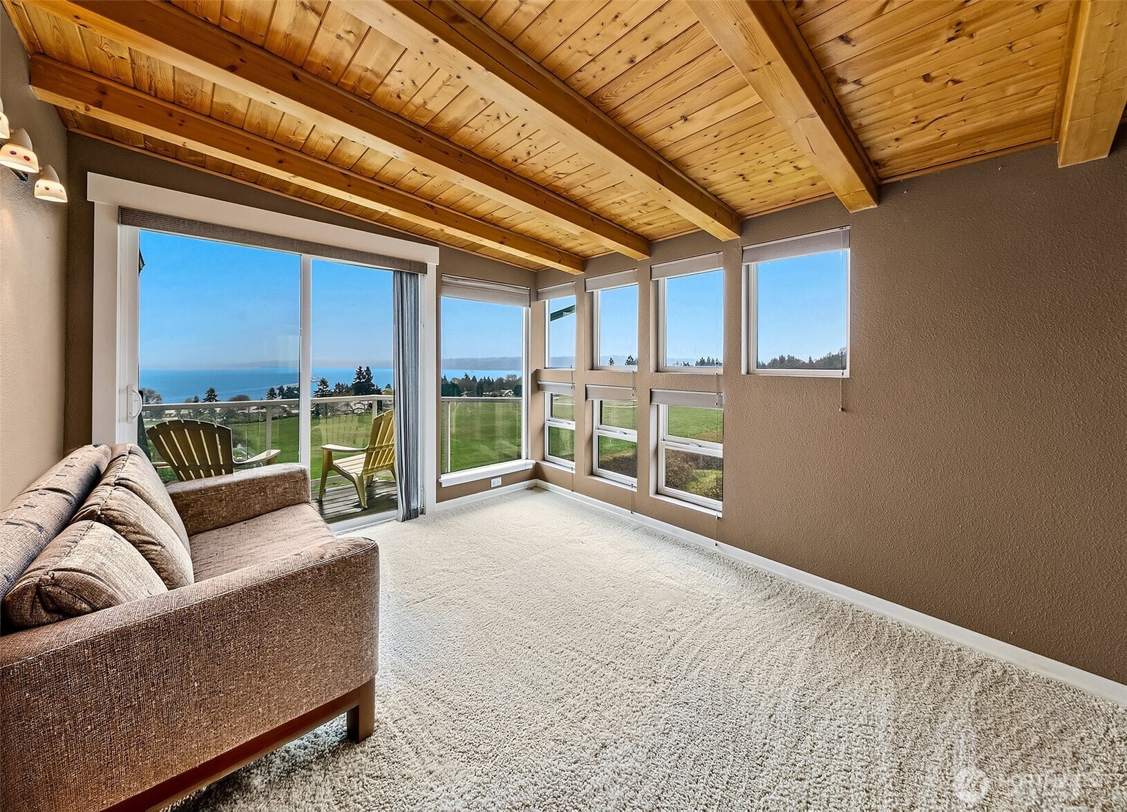 6595 Anderson Road Clinton, WA 98236 - Photo 29 of 40 a view of livingroom with furniture