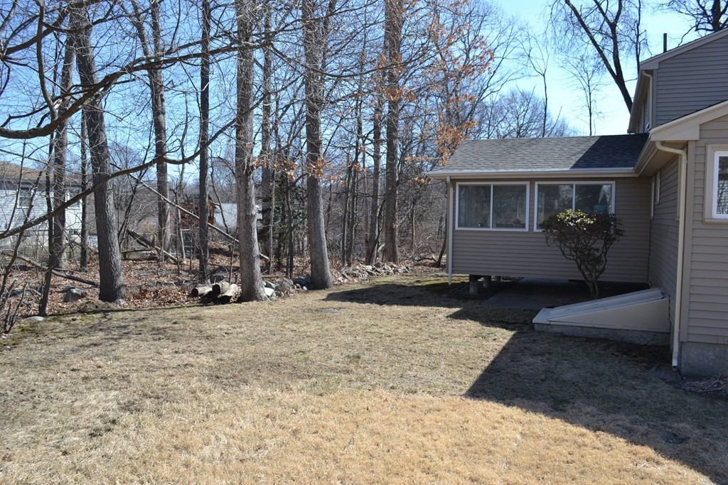 7 Harrow Road Norwood, MA 02062 - Photo 31 of 32 Gallery Image 31