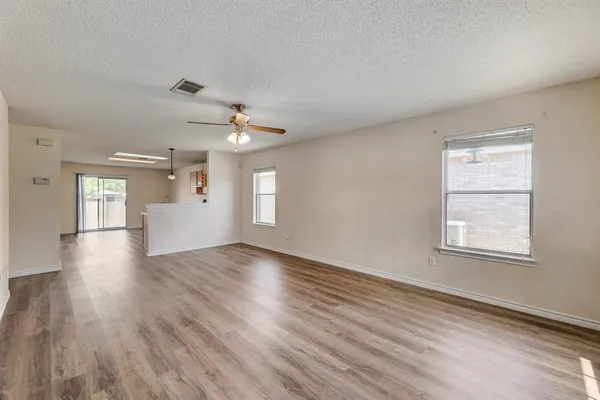 $1,850 | 2101 Parksville Way, Cedar Park, TX 78613