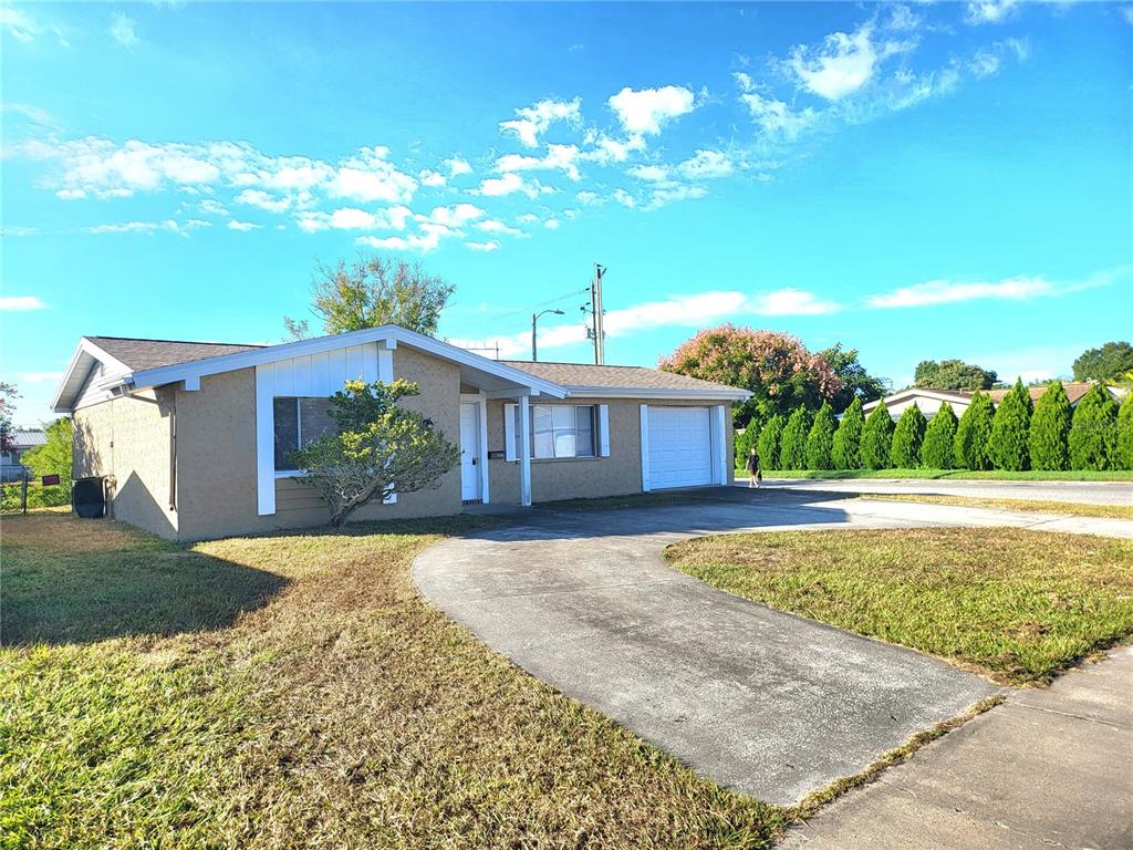 4004 Grayton Drive New Port Richey, FL 34652 - Photo 2 of 18