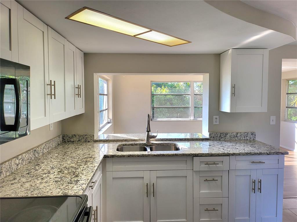 4004 Grayton Drive New Port Richey, FL 34652 - Photo 9 of 18