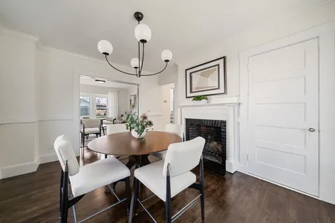 $1,295,000 | 55 Bridges Avenue, Newton, MA 02460