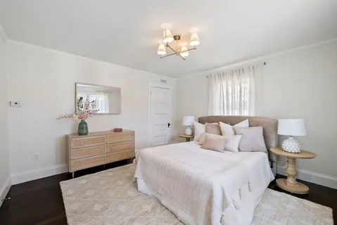 $1,295,000 | 55 Bridges Avenue, Newton, MA 02460