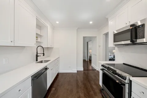 $1,295,000 | 55 Bridges Avenue, Newton, MA 02460